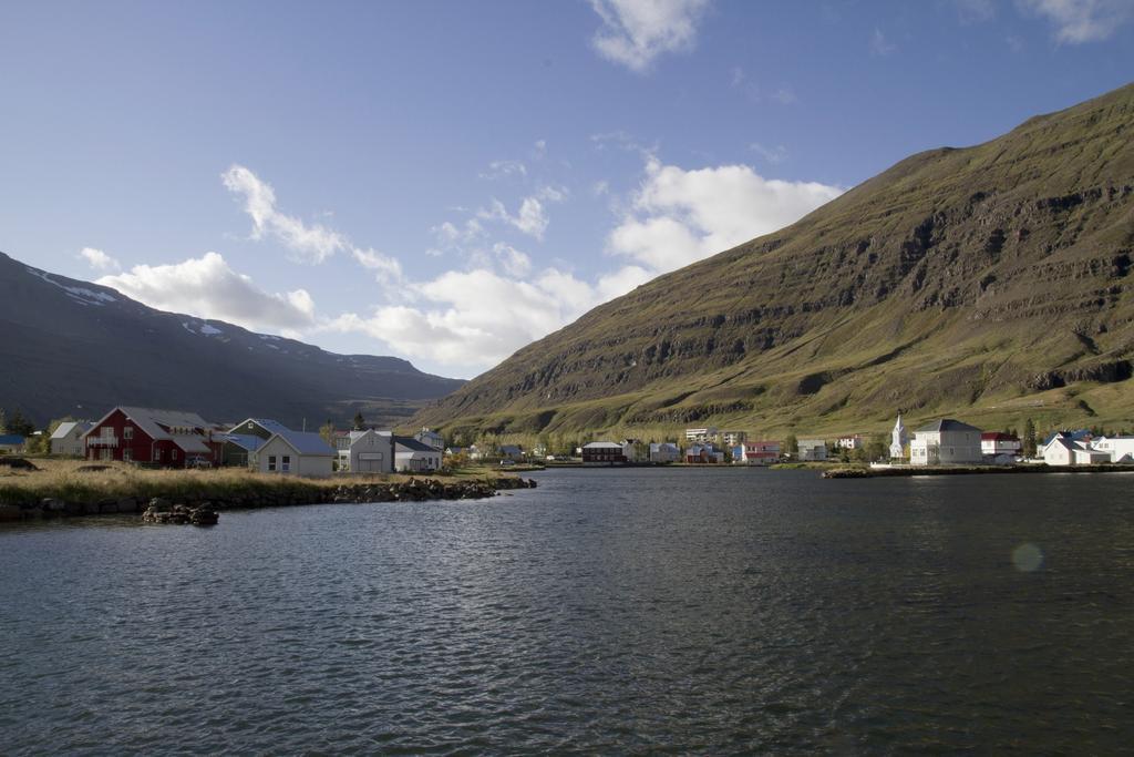 Lonsleira Apartments Seyðisfjörður Chambre photo